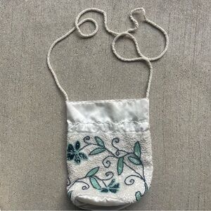 White and Floral Beaded Purse